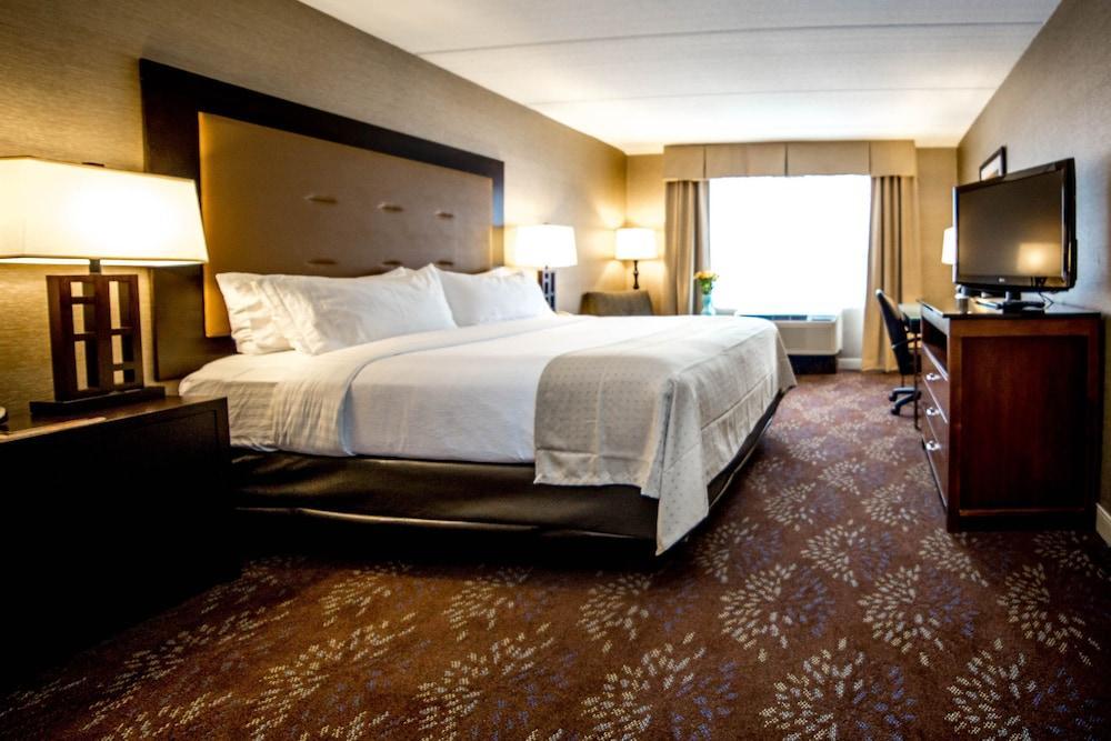 Holiday Inn South Kingstown-Newport Area By Ihg Exterior photo