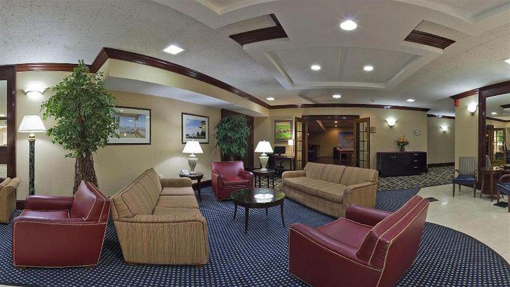 Holiday Inn South Kingstown-Newport Area By Ihg Exterior photo