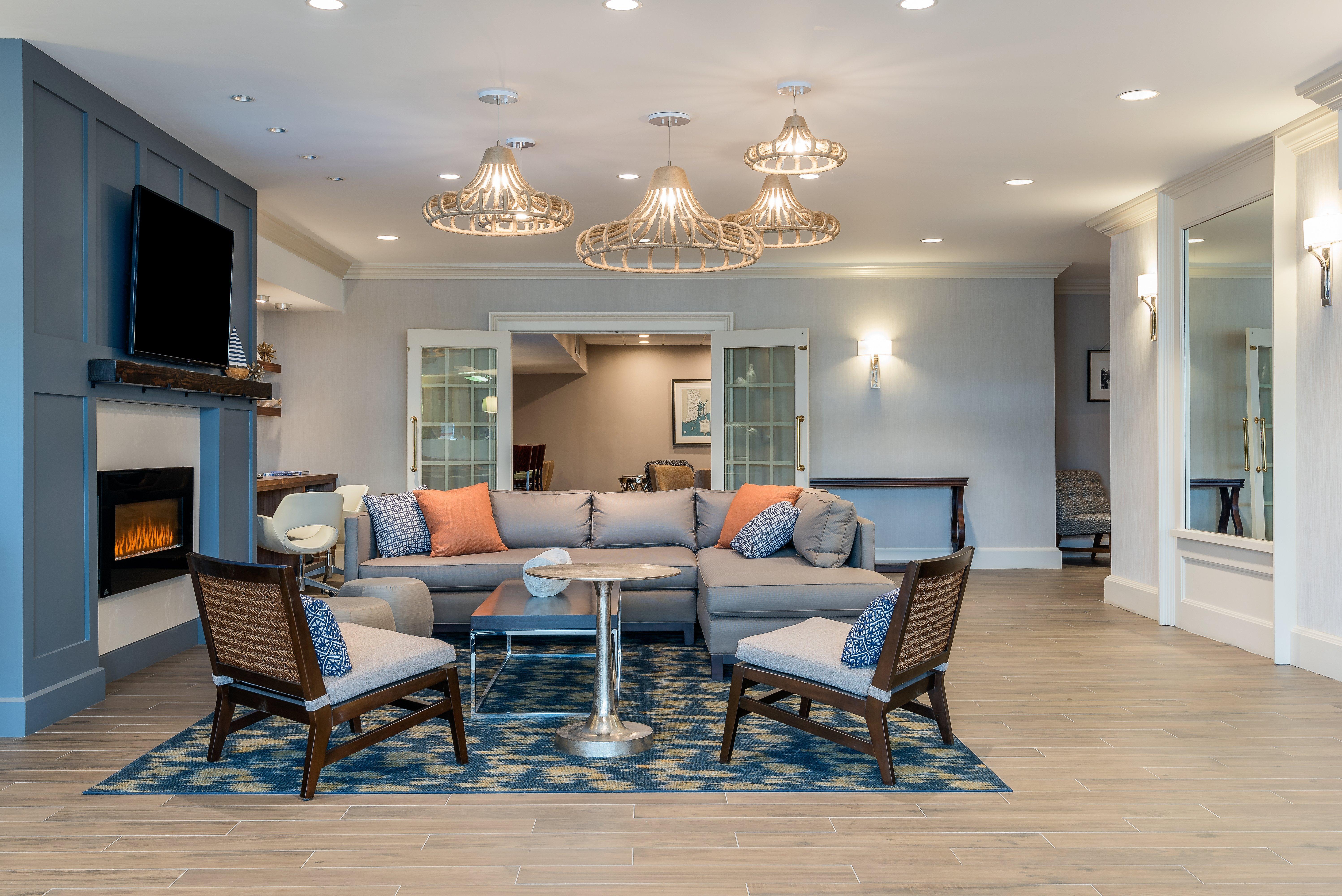 Holiday Inn South Kingstown-Newport Area By Ihg Exterior photo