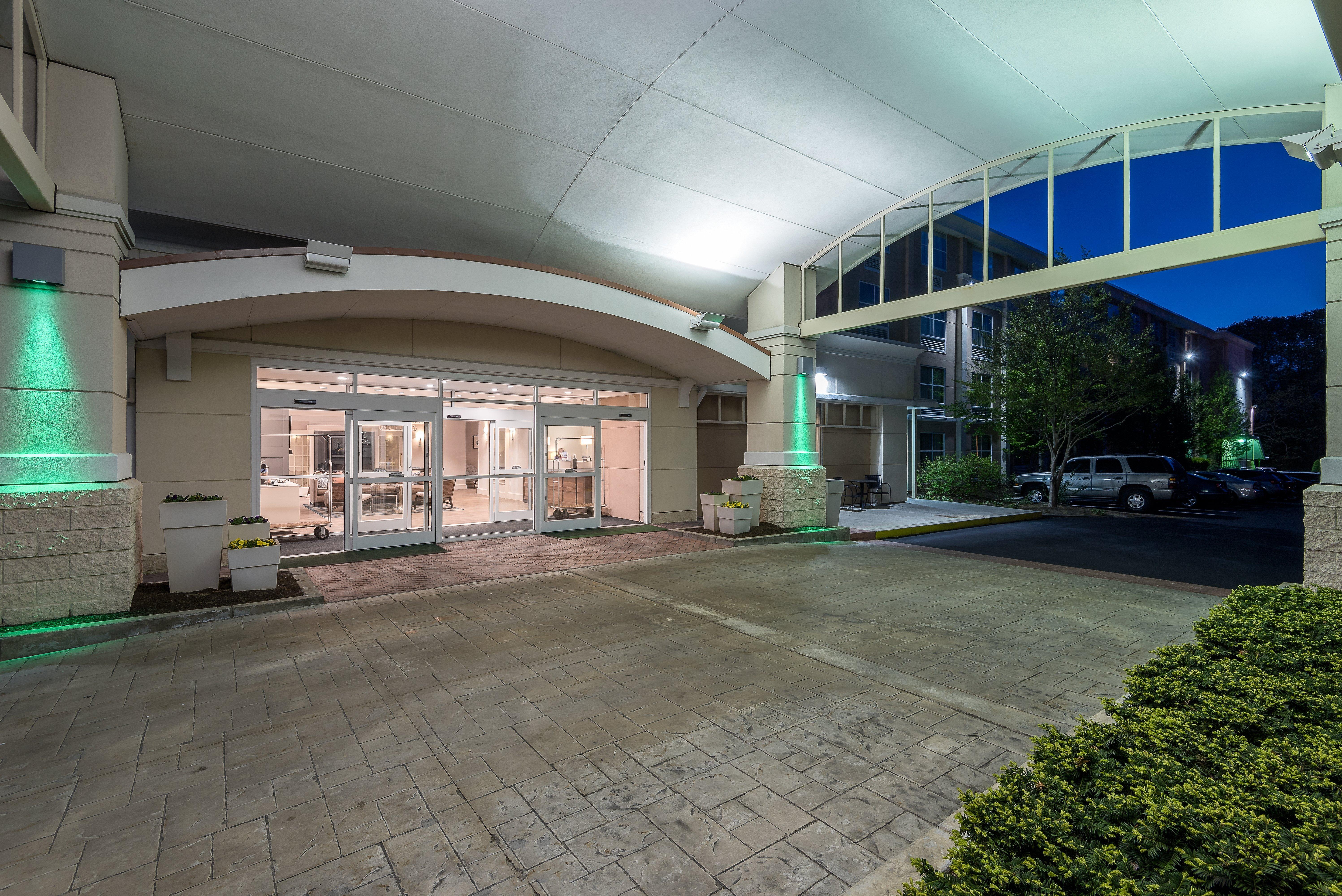 Holiday Inn South Kingstown-Newport Area By Ihg Exterior photo