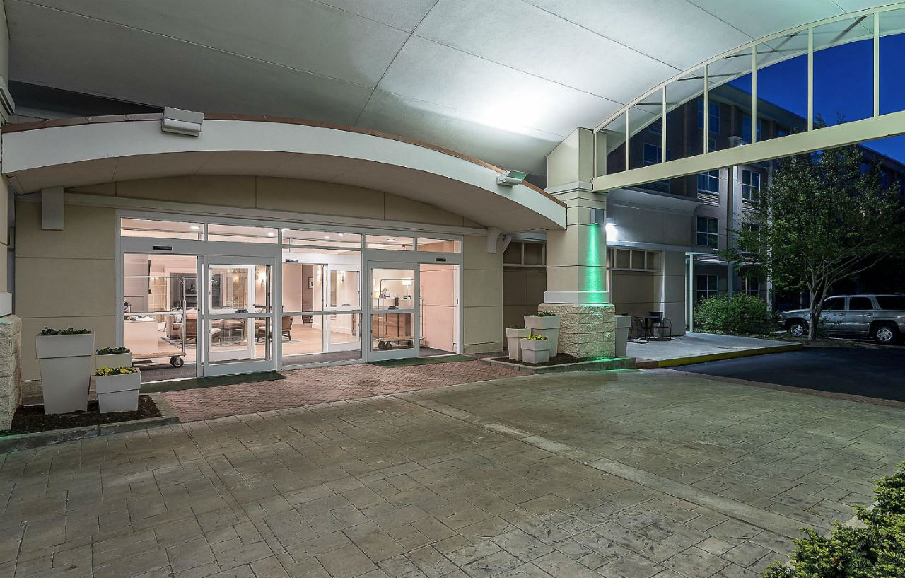 Holiday Inn South Kingstown-Newport Area By Ihg Exterior photo